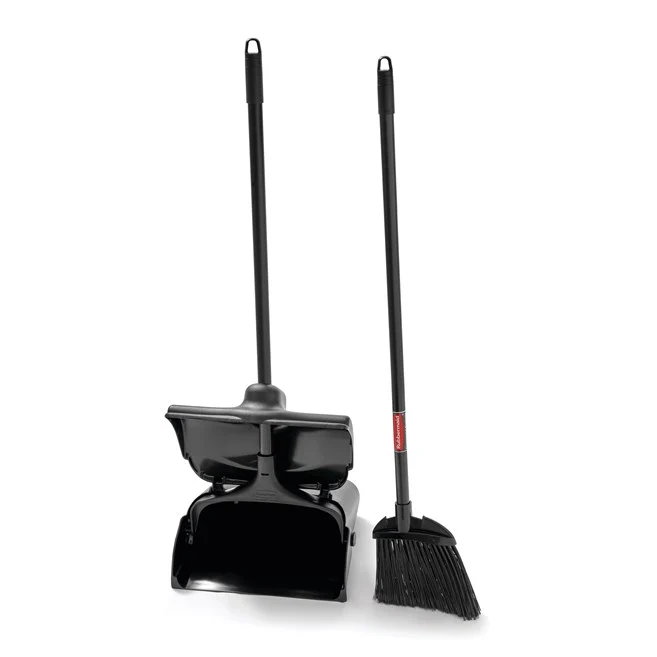 Escoba Lobby Executive Series™ RUBBERMAID