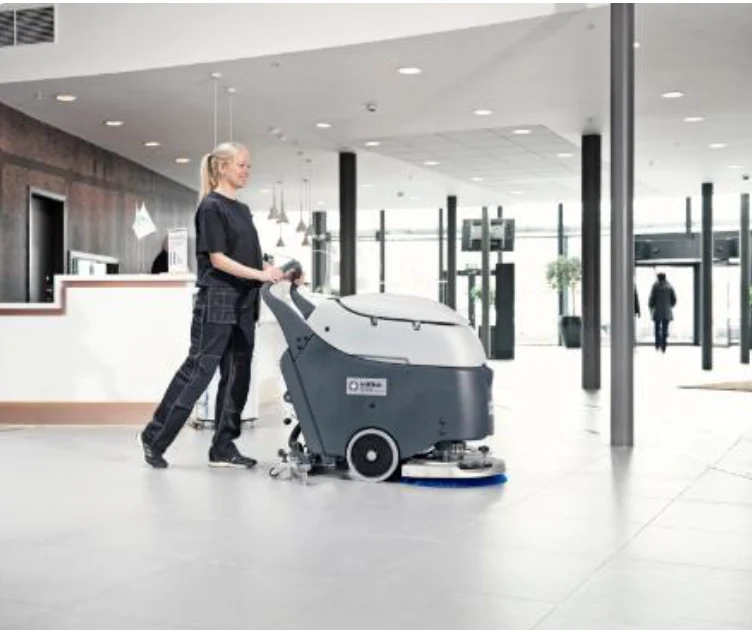 Vacuolavadora hombre caminando SC450 PACKAGE W/BAT 105 AH WET