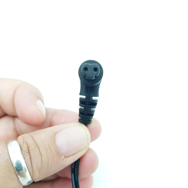 Caricabatteria 10.8v per buster Black+Decker dv1010ecl