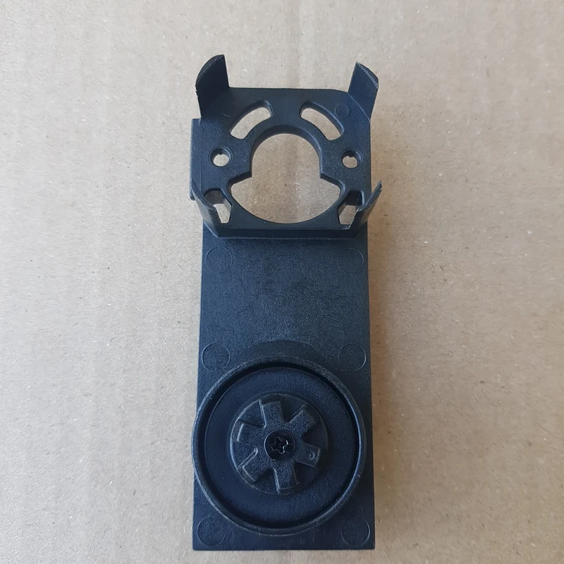 Braccio di sostegno spazzola lato motore scopa elettrica Black+Decker BDPSE1815P