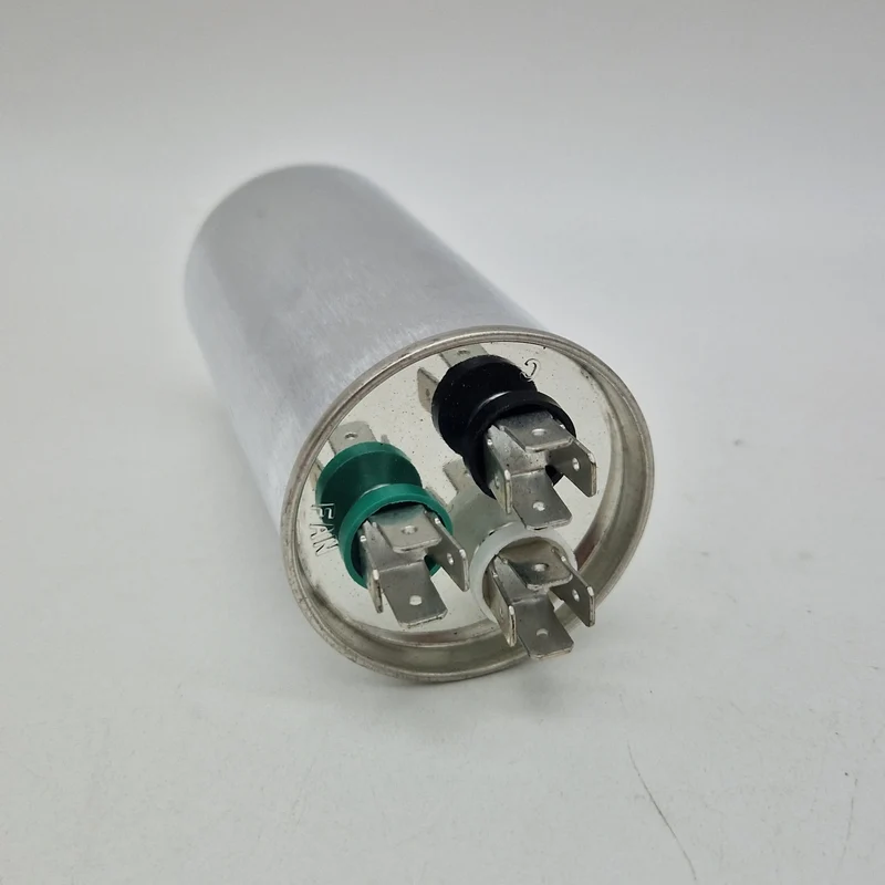 Condensatori 35+1,5mf - 3 contatti 112co01 Universale