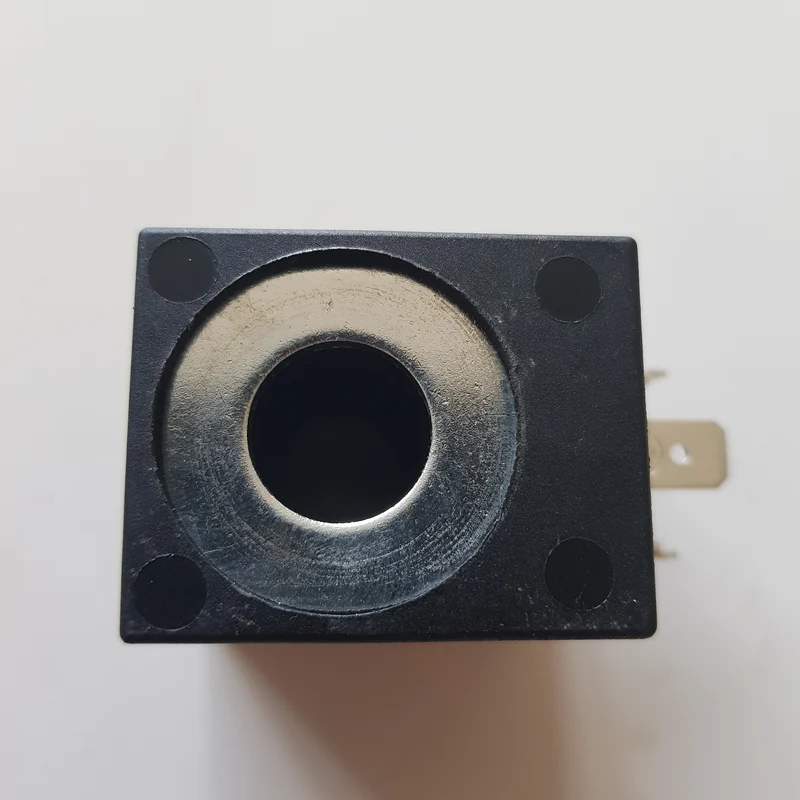 Bobina per elettrovalvola 6W 12V Foro contrale da 13,5mm/1