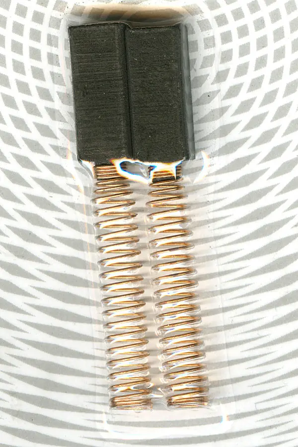 Carboncini 2 pz ricambio motore 806pe29 Universale