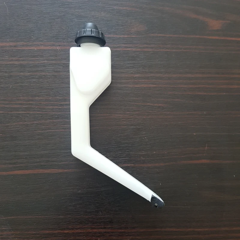 Serbatoio olio per motosega Black+Decker gkc1820