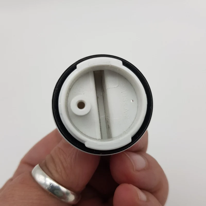 Tappo in plastica per serbatoio acqua vaporetto smart Polti