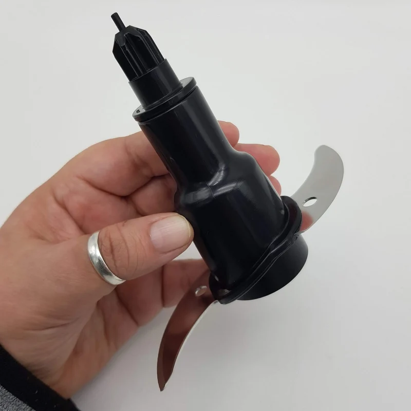 Coltello per contenitore 1250ml frullatore hotpoint Ariston hb 0801 up0