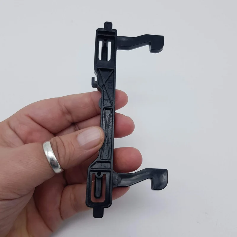 Gancio chiusura porta per forno a microonde Samsung de64-02970a