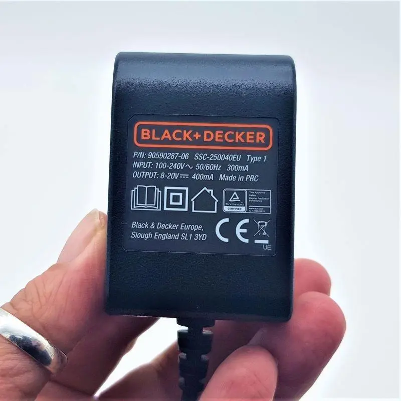 Caricabatterie per utensili e batterie da 18V Black+Decker ASL188