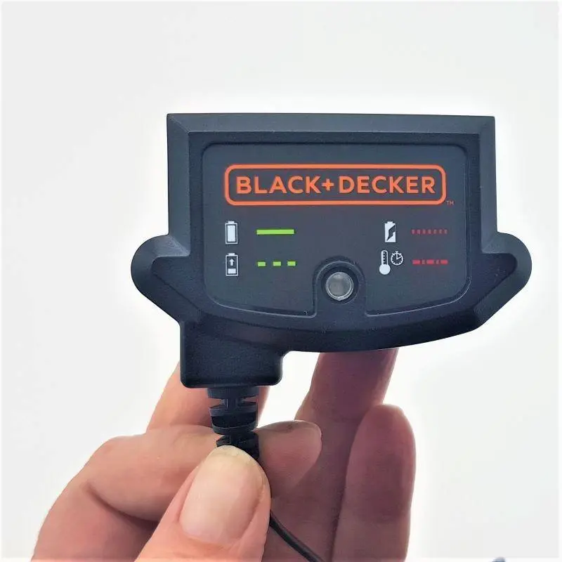 Caricabatterie per utensili e batterie da 18V Black+Decker ASL188