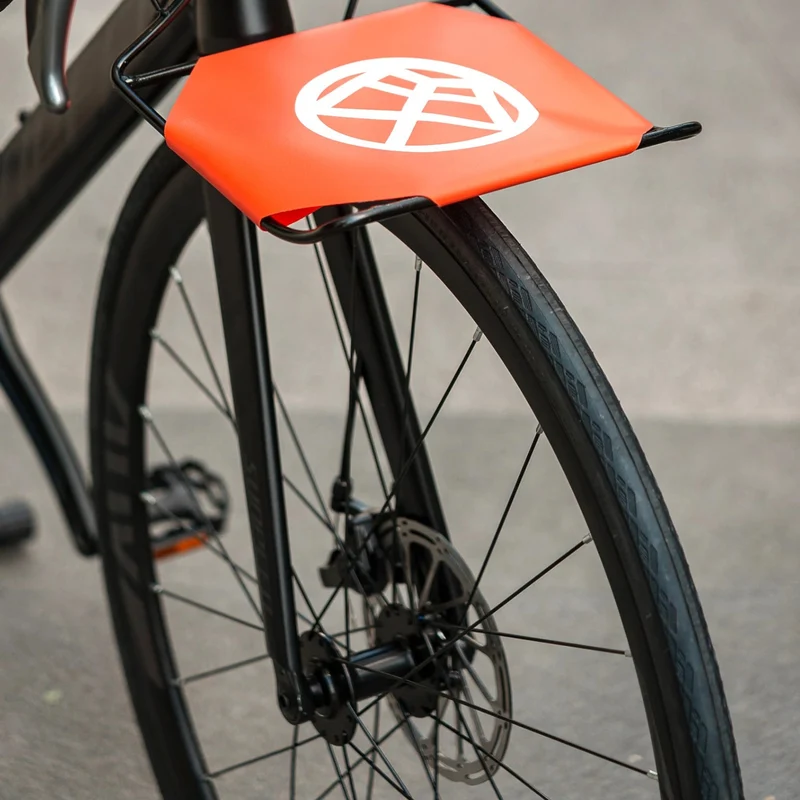 Portaequipajes delantero inteligente para bicicleta