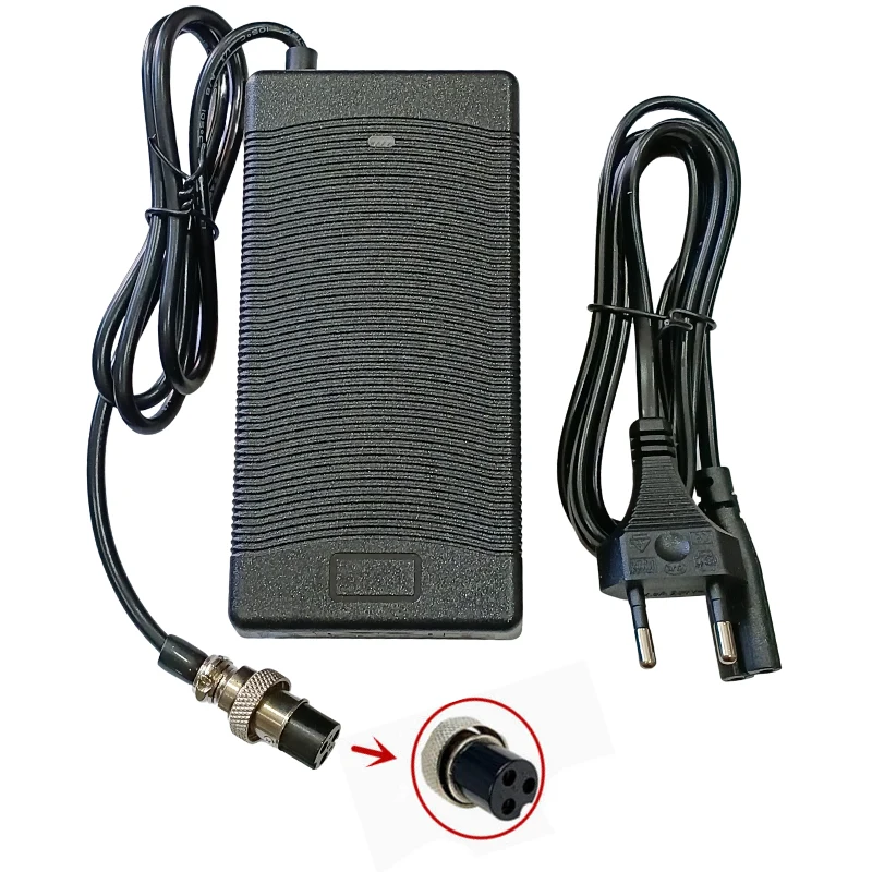 Cargador 54.6V 2A conector GX16 （con ventilador）