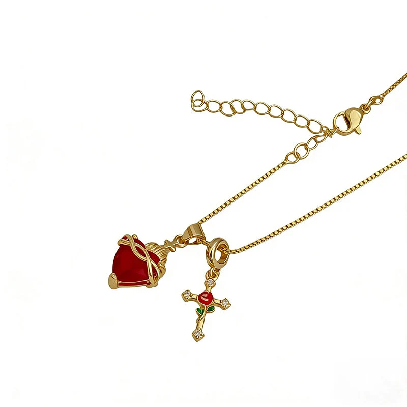🖤🎁 Obesek s svetim srcem in vrtnico v gotskem slogu 💖-SI