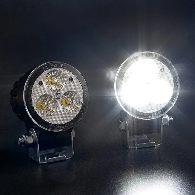 Luz de trabajo LED redonda Fristom / Haz de luz puntual o de inundación / 1200 lm