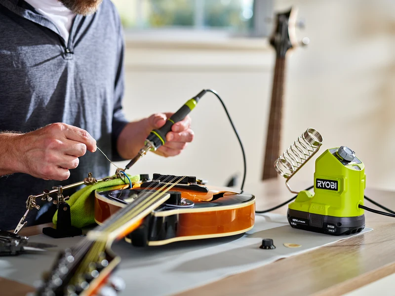 18V ONE+ 120W Soldering Iron Kit