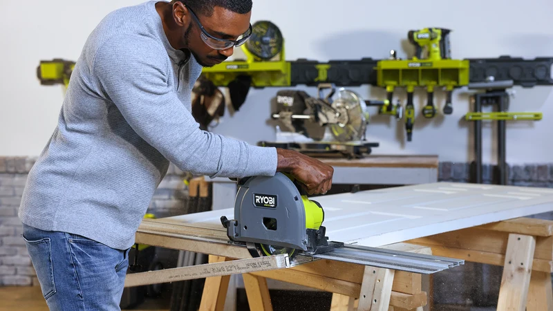 18V ONE+ HP Brushless 6-1/2" Track Saw Kit
