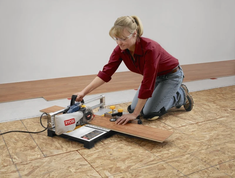 5" Portable Flooring Saw