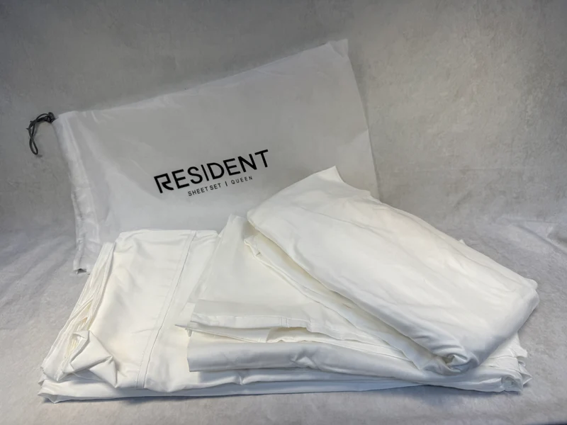 Resident Serenity 4-Piece Queen Sheet Set, White - Brand New!