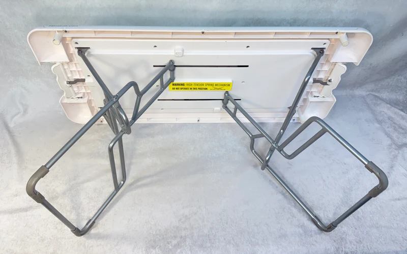 VariDesk Soho Adjustable Height Riser Table
