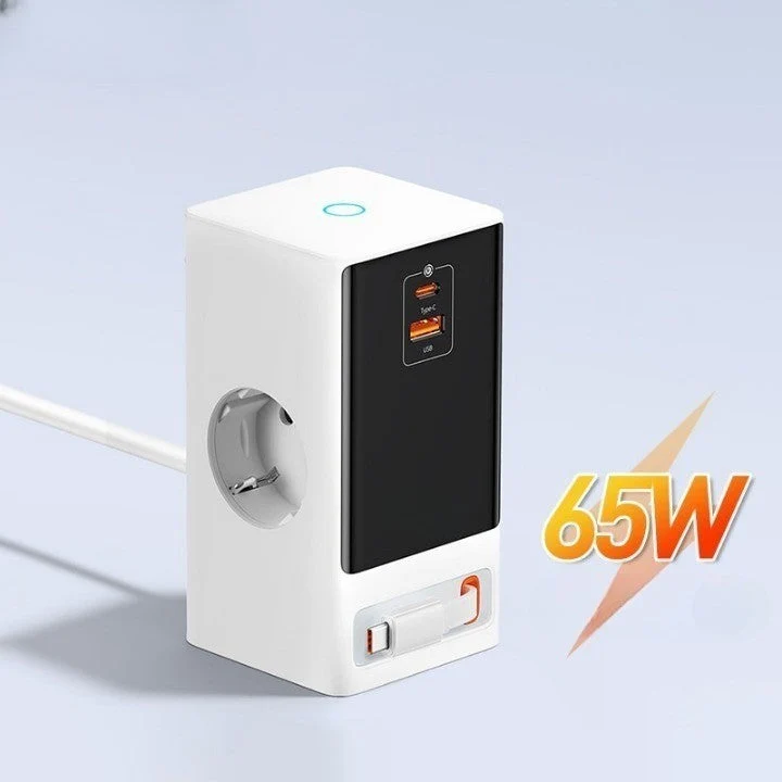 Retractable Cable Fast Charging Digital Power Strip