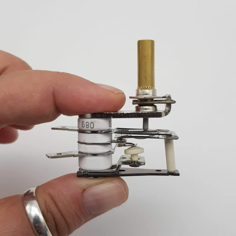 Termostato integrato per ferro maschio Jolly