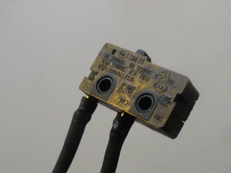 Micro interruttore vapore ferro da stiro Polti