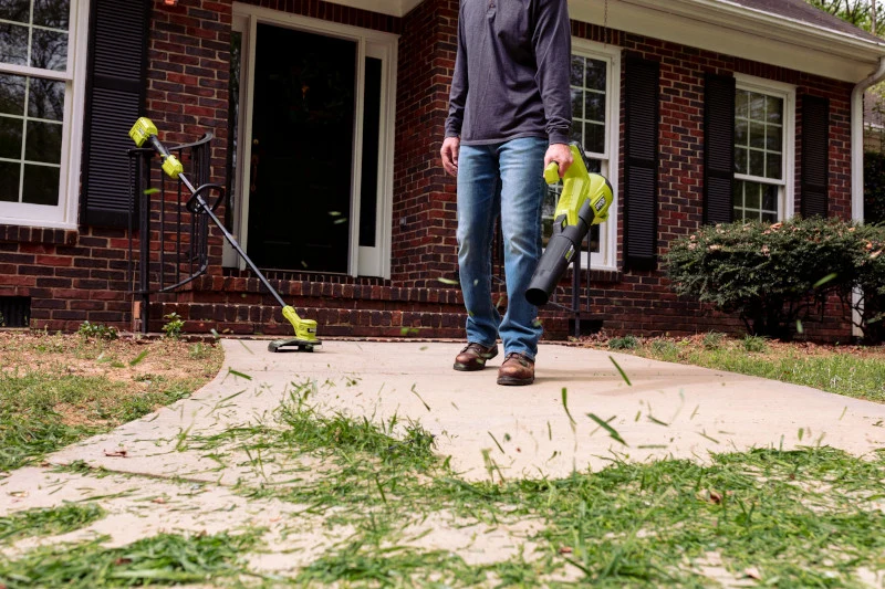 18V ONE+ HP Brushless String Trimmer/Edger Kit