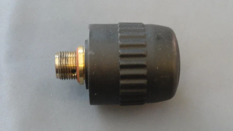 Tappo caldaia maschio 3/8 nero con valvola sicurezza Polti