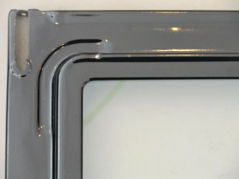 Cornice smaltata e vetro porta forno hotpoint Ariston fr54 c00082406