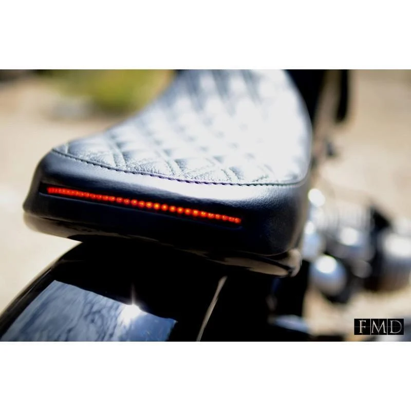 Intermitentes y luces traseras 3 en 1 integradas