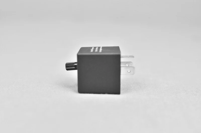 Unidad intermitente LED universal de 12V
