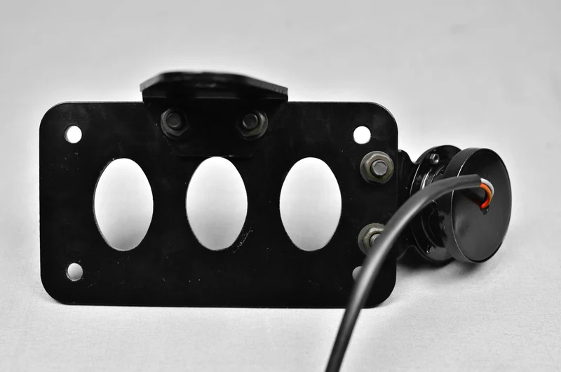 Soporte de matrícula lateral con luces