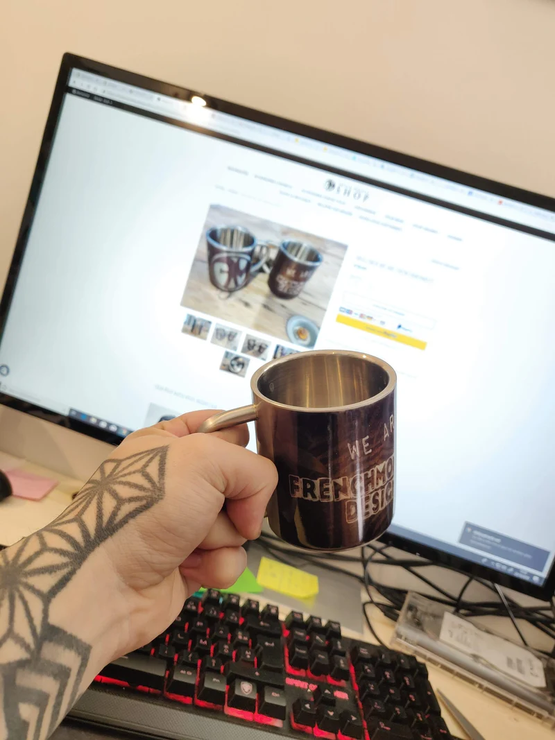 Taza de acero inoxidable We Are Frenchmonkeys