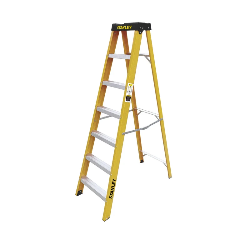 ESCALERA STANLEY DE FIBRA DE VIDRIO, TIPO TIJERA, 6 ESCALONES
